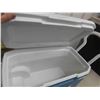 Image 4 : Coleman Rolling 58 Litre Cooler & Water