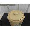 Image 2 : McCoy #260 USA Old Cookie Jar 