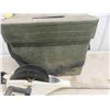 Image 2 : All/merican Fishing Box 17'' x 20'' x 13'' , Conner 