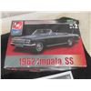 Image 2 : Amt Ertl Classics 1962 Impala SS Model Kit 1:25