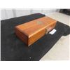 Image 2 : Beautiful Wooden Winchester Collection Poker 