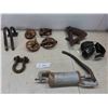 Image 1 : Vintage Grease Pump, Farm Seed Adjustment Dial,