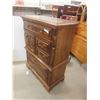 Image 3 : 3pce Bedroom Set : Dresser 50'' x 37'' x 19'' , 2 
