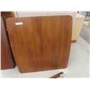 Image 2 : Walnut Table 30'' x 38'' x 38'' Plus 2 Leaves 18'' Each
