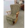 Image 1 : Gliding Rocker Surprise Plus Recliner