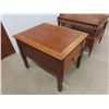 Image 3 : 2 End Tables (Don’t Match) 21'' x 21'' x 27'' & 22'' x 22'' x 26'' 