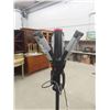 Image 3 : Porter Cable Halogen Light on Stand