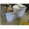 Image 1 : Water Ridge One Piece Toilet 
