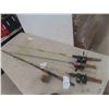 Image 1 : 4 Fishing Rods & Reels 