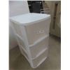 Image 3 : 2 Poly Organizers (1) 3 Shelf, (1) 4 Shelf 