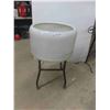 Image 1 : Rolling Wash Tub 