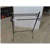 Image 1 : Quilt Stand 