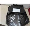 Image 2 : Gleam Music Stand Portable with Charging
