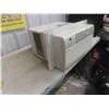 Image 2 : Kenmore 10,000 BTU Air Conditioner