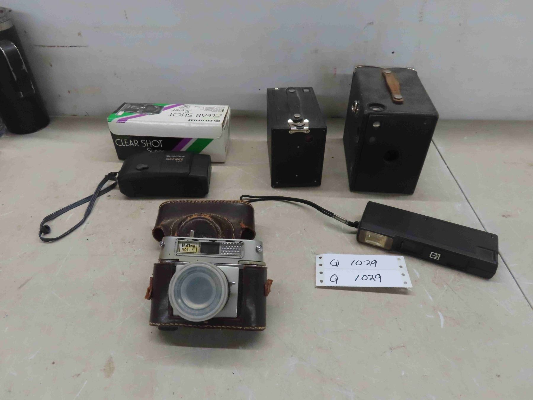 Camera Shot Box Cameras : 35mm, Box, Fuji Clear Shot - McSherry Auction Service Ltd.
