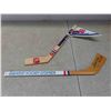 Image 5 : 7 Mini Hockey Sticks , Bobbly Hull Autograph