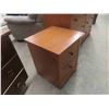 Image 9 : Dresser 31'' x 52'' x 18 1/2'' & Night Stand 23'' x 18