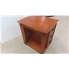 Image 3 : Oak Stand 24'' x 23'' x 18'' 
