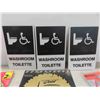Image 2 : 8 New Saw Blades 7 1/4'' , 8 1/4'' , 3 Washroom Signs 6'' 