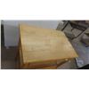 Image 3 : Rolling Kitchen island 36'' x 29'' x 19 1/2'' 