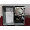 Image 2 : Paragon Mechanical Defrost Timer For Walk 
