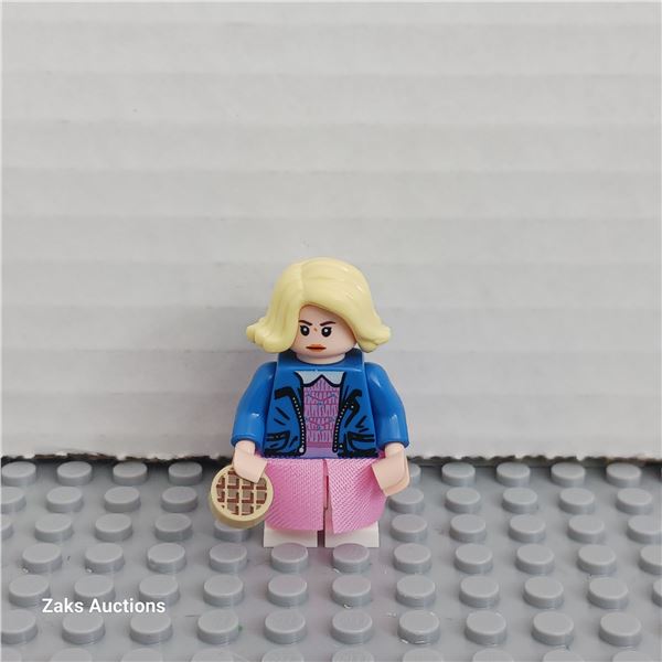 Eleven, Stranger Things Minifigure