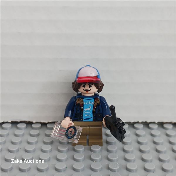 Dustin Henderson, Stranger Things Minifigure