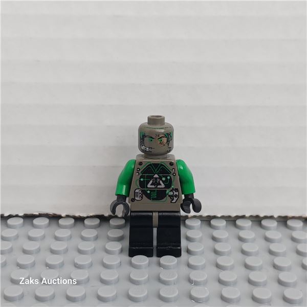 Insectoids Zotaxian Alien (Techno Leon) Minifigure