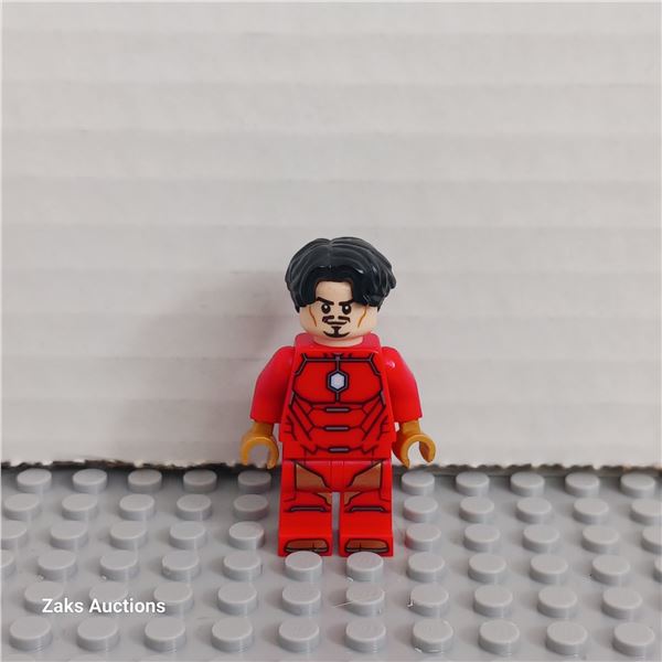 Invincible Iron Man Minifigure