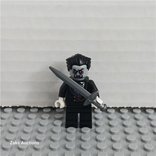 Vampire - Dark Purple Vest Minifigure