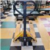 Image 2 : 5500 LB PALLET JACK