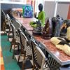 Image 2 : LOT OF 8 SMALL TABLES W/ 16 CHAIRS