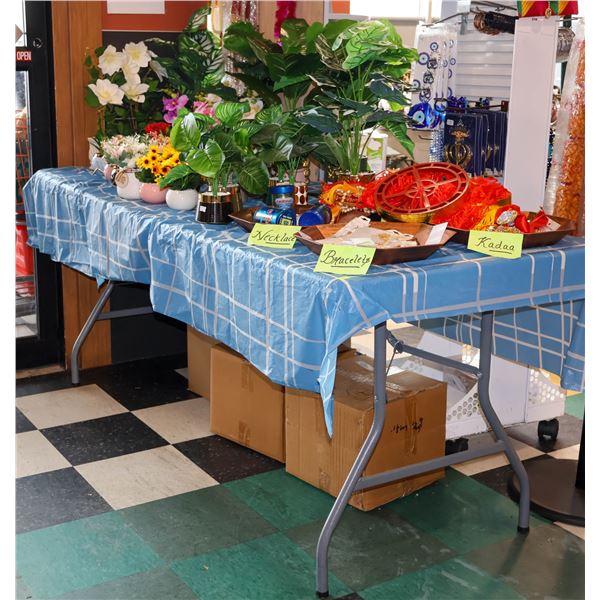 FOLDING TABLE W/ CONTENTS INCL: BRACLETS,