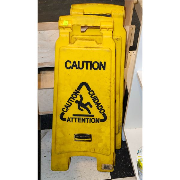 LOT OF 2 WET FLOOR SIGNS