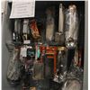 Image 2 : LARGE LOT OF ASSORTED KITCHEN SUPPLIES