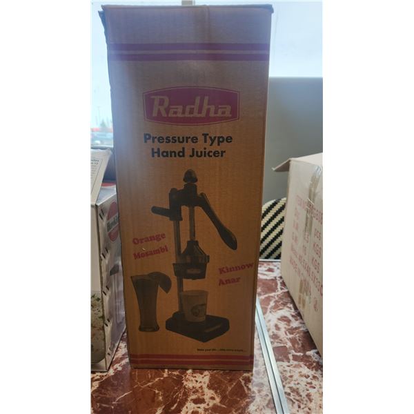 NEW PRESSURE TYPE HAND JUICER