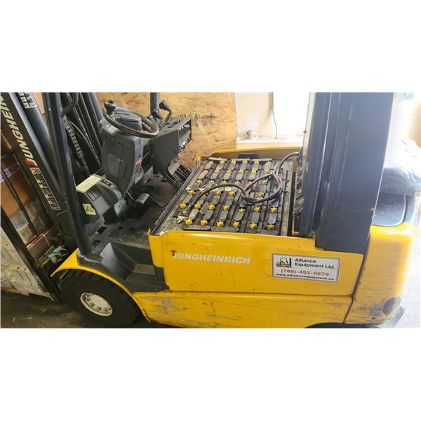 JUNGHEINRICH ELECTRIC FORKLIFT