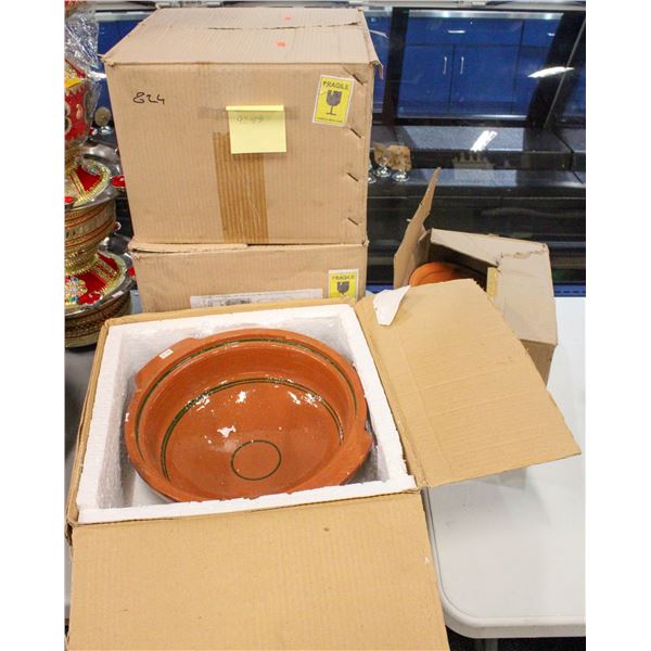 LOT OF 3 NEW CLAY POTS