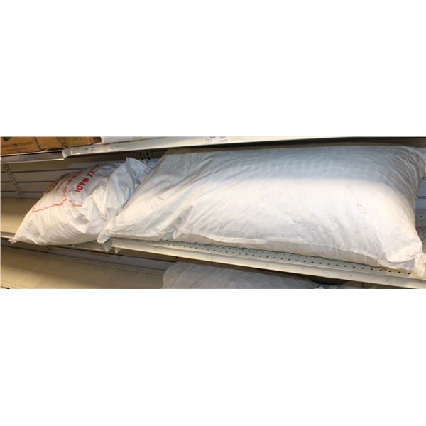 2 BAGS OF SOYA CHUNKS