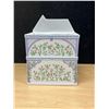 Image 3 : The Lenox Village Fine Porcelain Planter