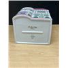 Image 5 : The Lenox Village Fine Porcelain Planter