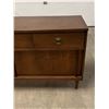 Image 2 : Mid Century Sideboard / Credenza - Approx: 60.5x17.75" & 31.5"T