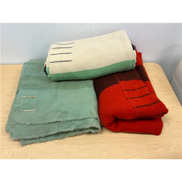 AS IS: 3 Trapper 4 Point Wool Blankets