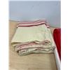 Image 5 : AS IS: 4 Wool Blankets