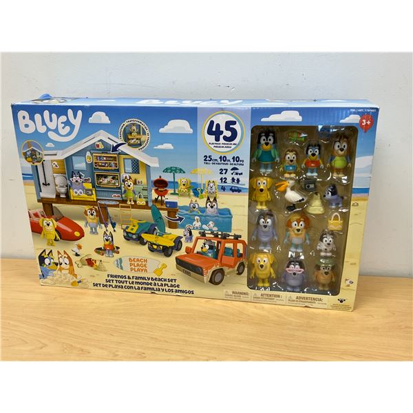 Bluey Friends & Family Beach Set - looks new / sealed