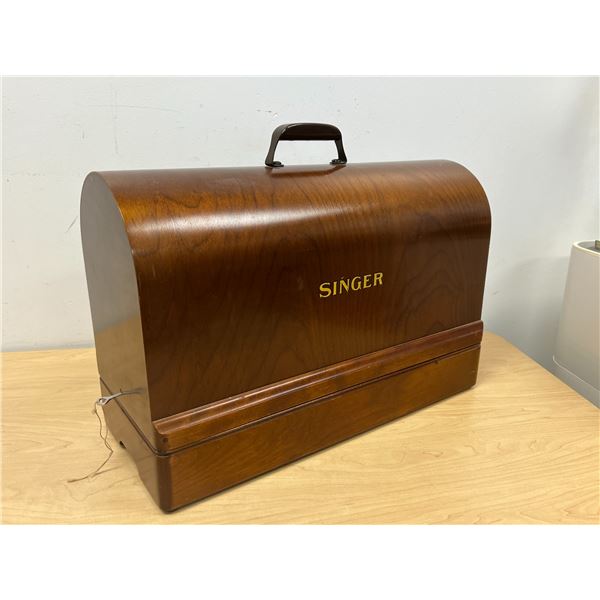 Time Capsule Singer Sewing Machine in Wooden Case with Key