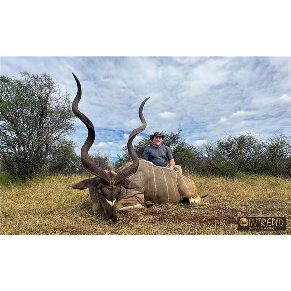 Plains Game Hunt 2x1 5 Days Limpopo with Intrepid Safaris