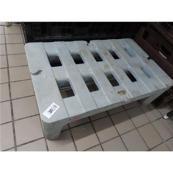 Metro Plastic 30"  Dunnage Rack