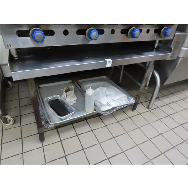 4'  Equip. w/Lip and Undershelf