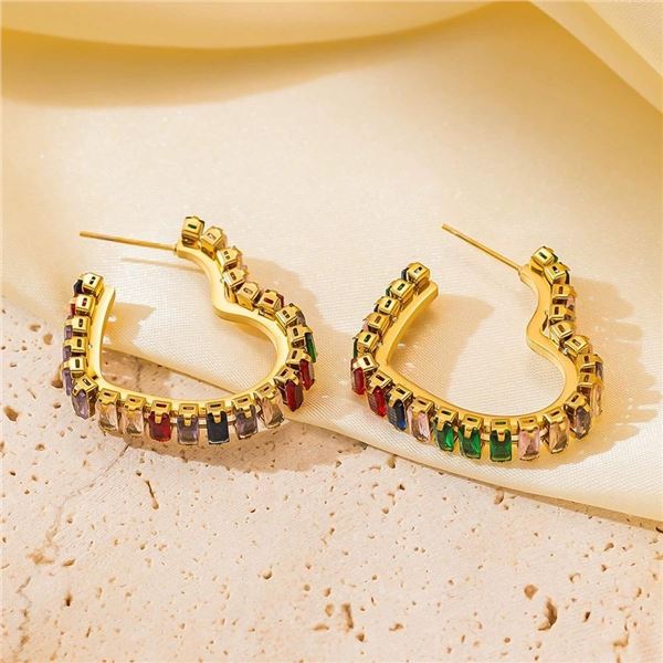 18kt GP Gemstone Heart Shape Earrings